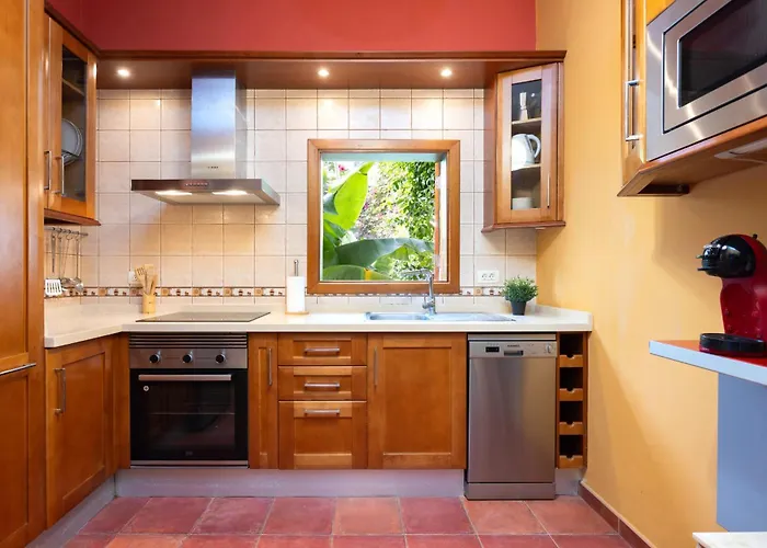 Center Secret Garden